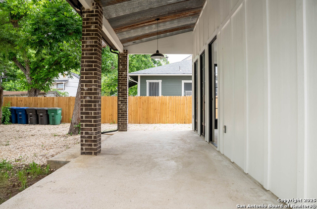 Image 17 of 22 For 1339 Schley Avenue
