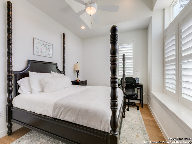 Image 18 of 25 For 133 Terrell Rd  1