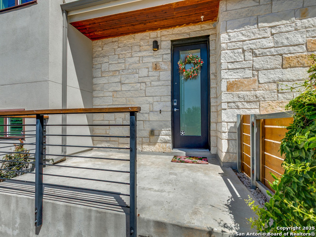 Image 2 of 25 For 133 Terrell Rd  1