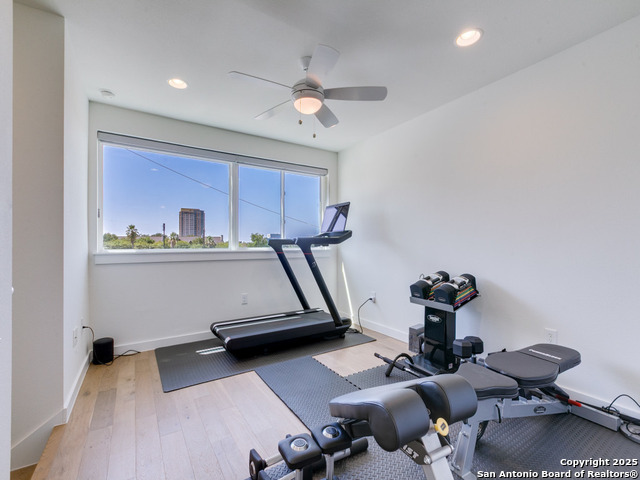 Image 23 of 25 For 133 Terrell Rd  1