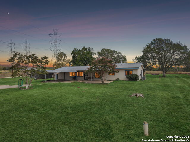 Listing photo id 0 for 8677 Kirkner Rd