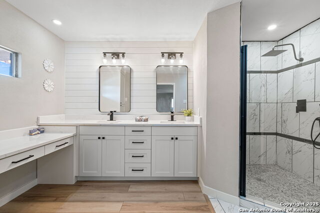 Image 18 of 32 For 15315 Seven L Trl