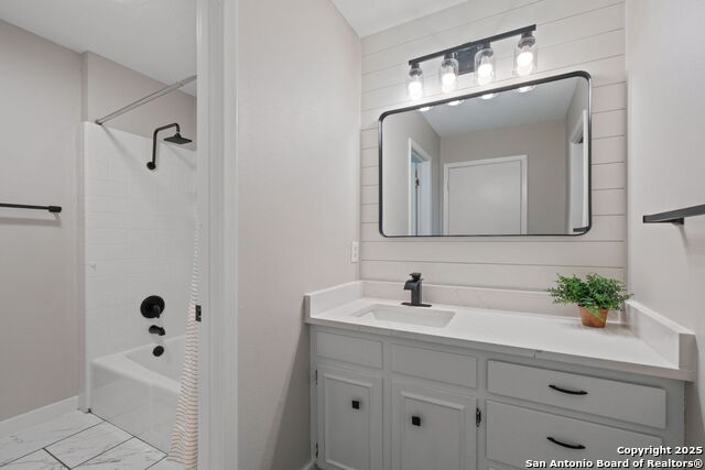 Image 22 of 32 For 15315 Seven L Trl