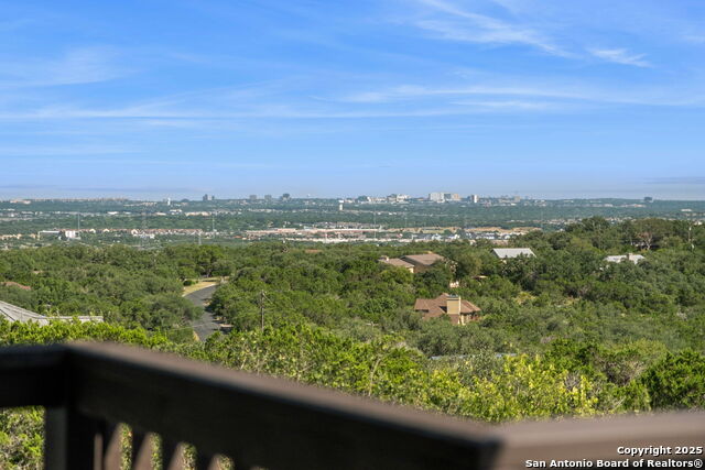 Image 28 of 32 For 15315 Seven L Trl