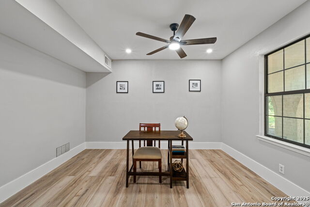 Image 4 of 32 For 15315 Seven L Trl