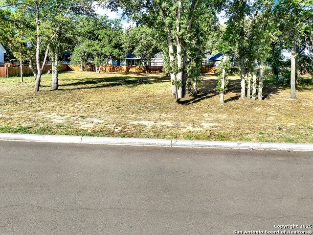 Listing photo id 3 for 108 Laurel