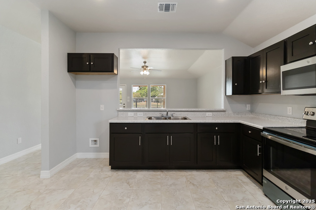 Image 11 of 28 For 10214 Renova