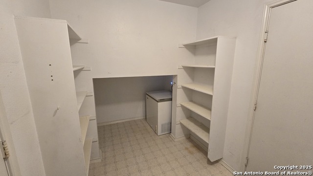 Image 29 of 34 For 9406 Vallecito Pass