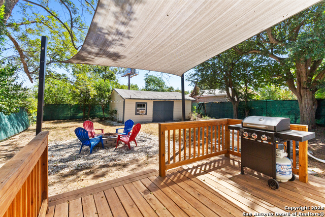 Listing photo id 18 for 318 Belmont  