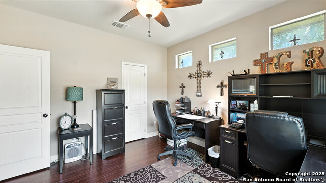 Image 33 of 42 For 121 Carrizo Ridge