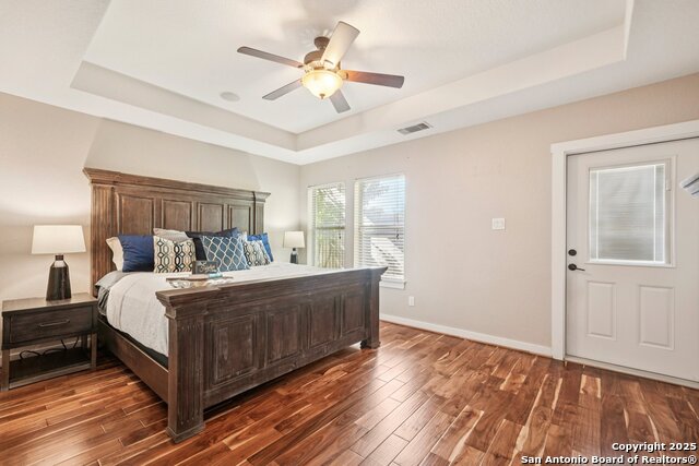 Image 16 of 38 For 3831 Harry Wurzbach Rd 23