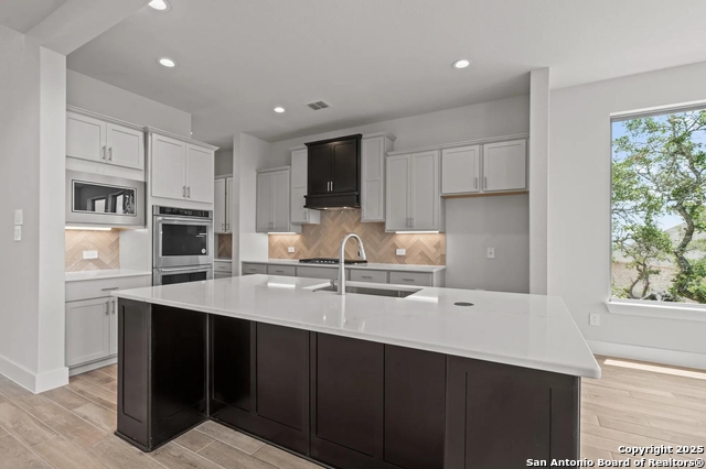 Image 2 of 27 For 225 Dulce Vista