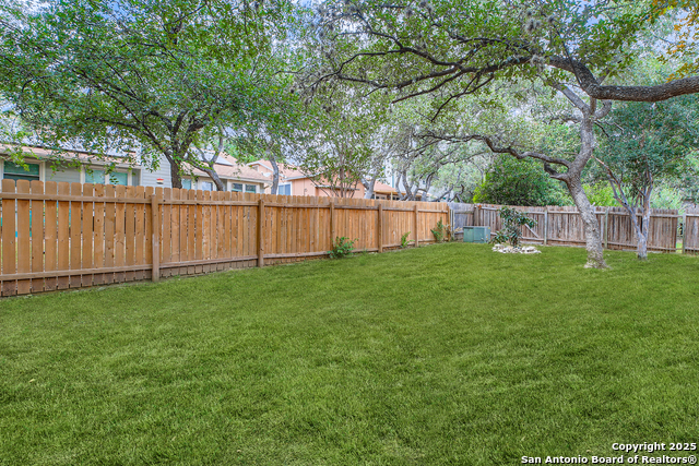 Image 31 of 31 For 7217 Breeze Hollow