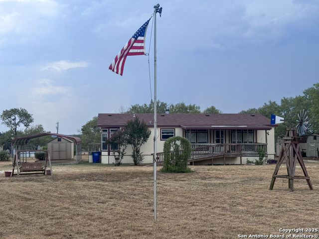 Details for 207 Homestead, La Vernia, TX 78121