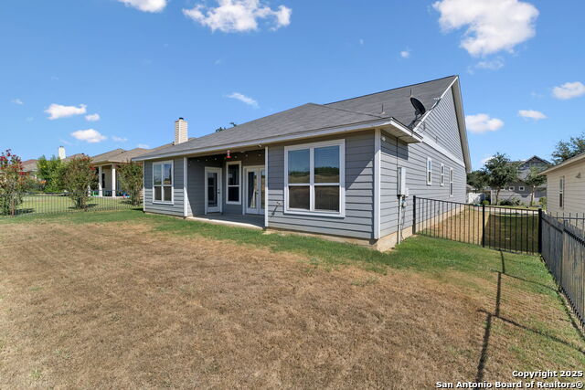Image 4 of 44 For 132 Lark Hill