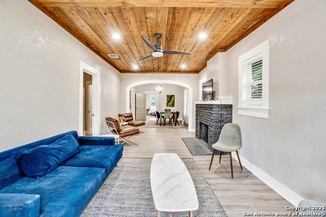 Image 8 of 30 For 1108 Center  