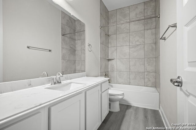 Listing photo id 25 for 139 Bedingfeld