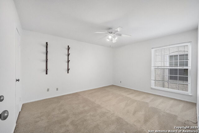 Image 16 of 32 For 8702 Village Dr  1005