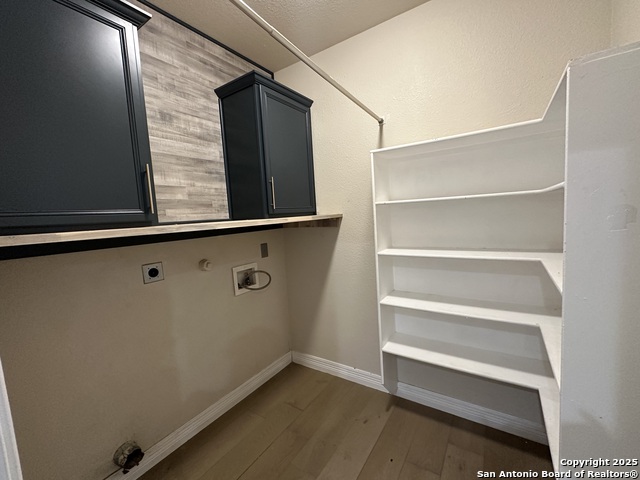 Image 14 of 35 For 10322 Alsfeld Ranch