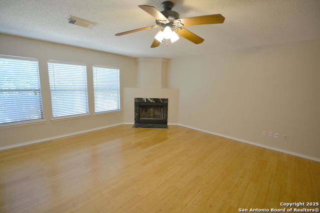 Image 3 of 16 For 2953 White Pine