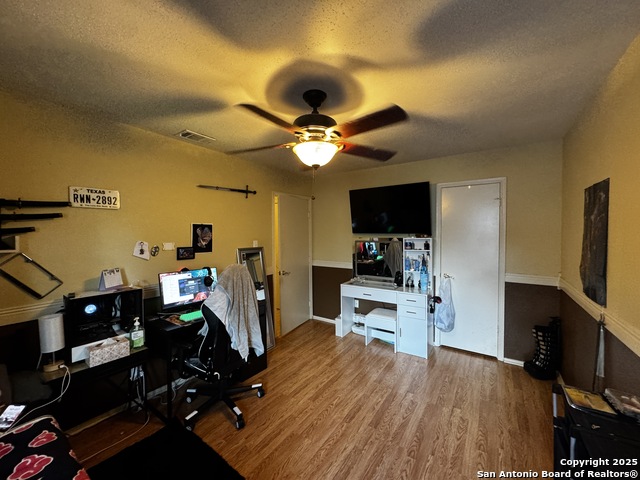 Image 6 of 10 For 6418 Prime Time