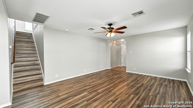 Image 6 of 30 For 2137 Dorman Dr.