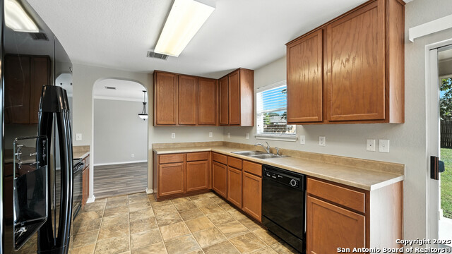 Image 9 of 30 For 2137 Dorman Dr.