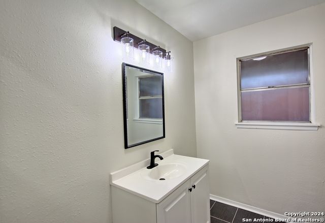 Image 18 of 26 For 3019 War Arrow