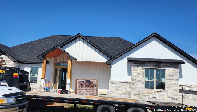 Image 2 of 35 For 104 Estates