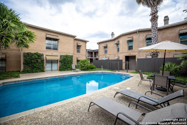 Image 47 of 50 For 7707 Broadway St 24