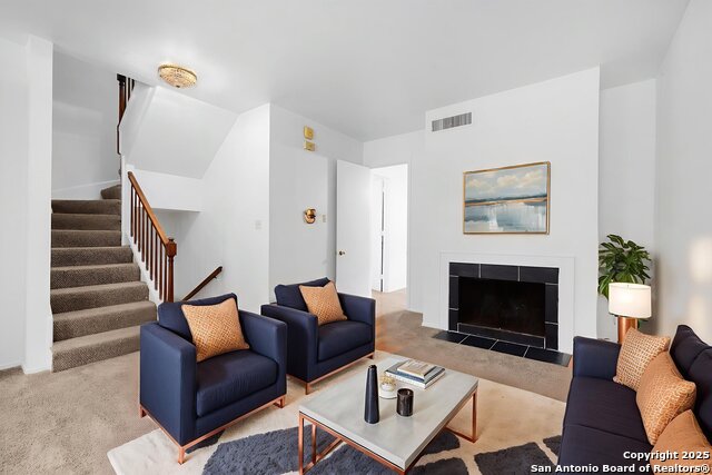 Image 5 of 50 For 7707 Broadway St 24