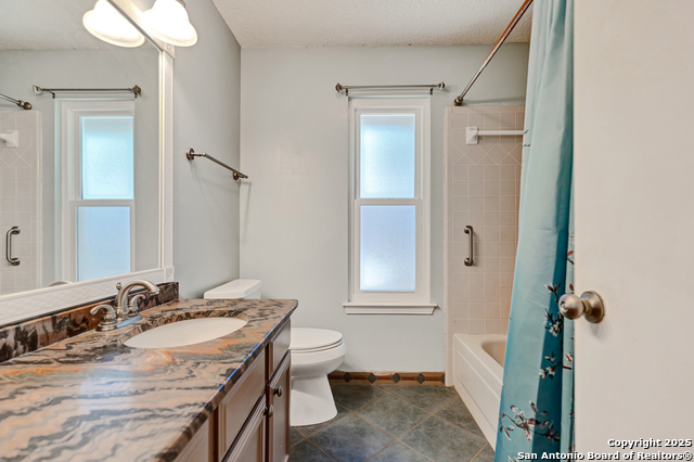 Listing photo id 23 for 15606 Bluff Springs