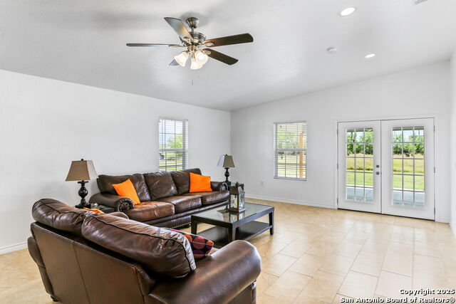 Listing photo id 8 for 1034 County Road 6710