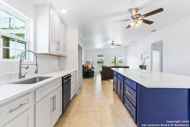 Listing photo id 9 for 1034 County Road 6710