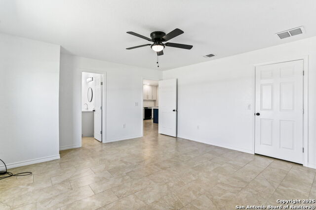 Listing photo id 14 for 1034 County Road 6710