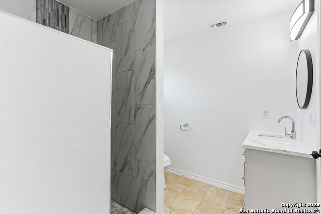 Listing photo id 20 for 1034 County Road 6710