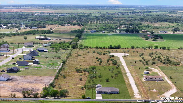 Listing photo id 29 for 1034 County Road 6710