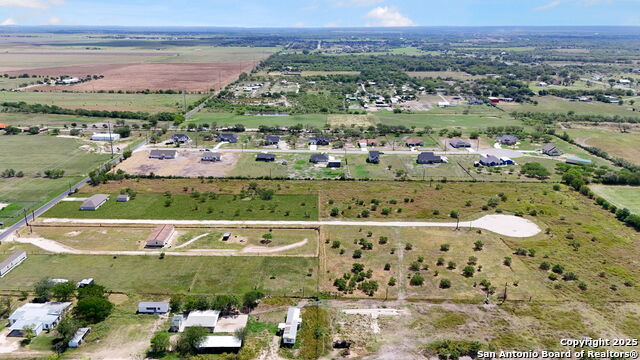 Listing photo id 32 for 1034 County Road 6710