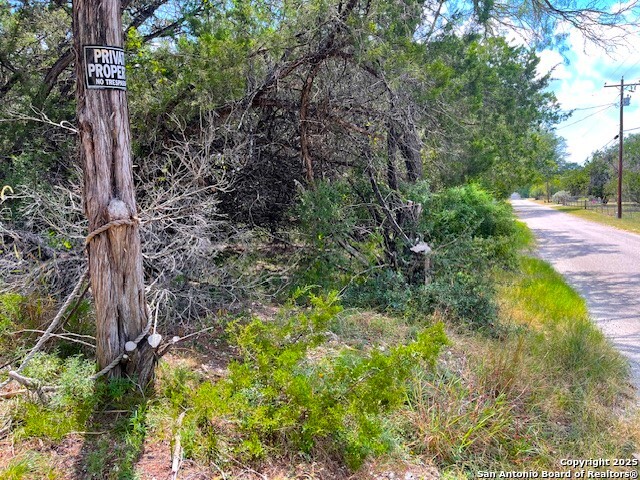 Details for 455 Spur Road, Lakehills, TX 78063