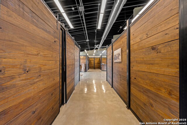 Listing photo id 12 for 609 Us Highway 289