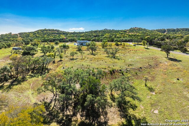 Listing photo id 24 for 609 Us Highway 289