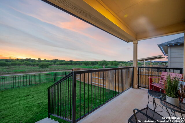 Listing photo id 20 for 377 Middle Green Loop