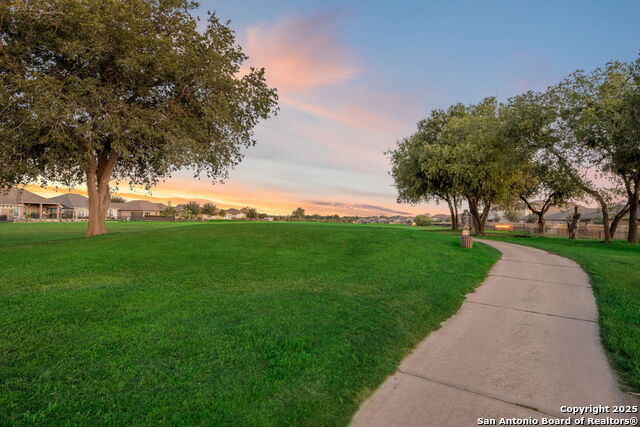 Listing photo id 27 for 377 Middle Green Loop