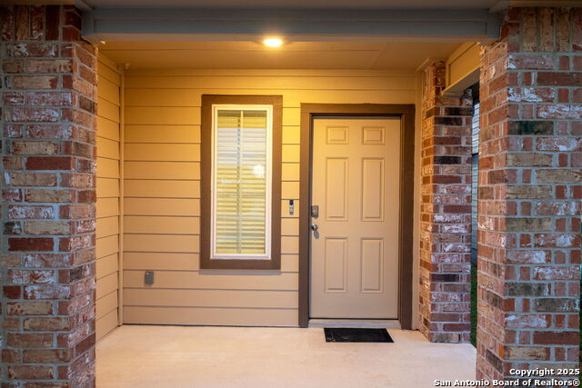 Listing photo id 1 for 377 Middle Green Loop