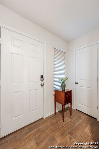 Listing photo id 2 for 377 Middle Green Loop