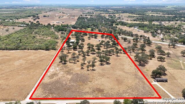Listing photo id 36 for 303 County Road 425