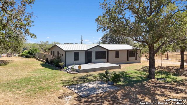 Listing photo id 39 for 303 County Road 425
