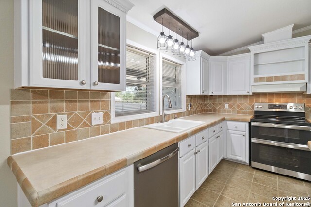 Listing photo id 7 for 303 County Road 425