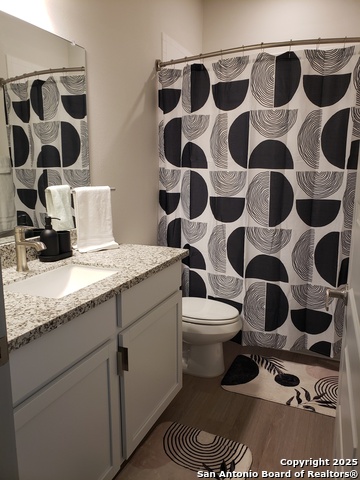 Listing photo id 23 for 112 Lavonne Villa 112