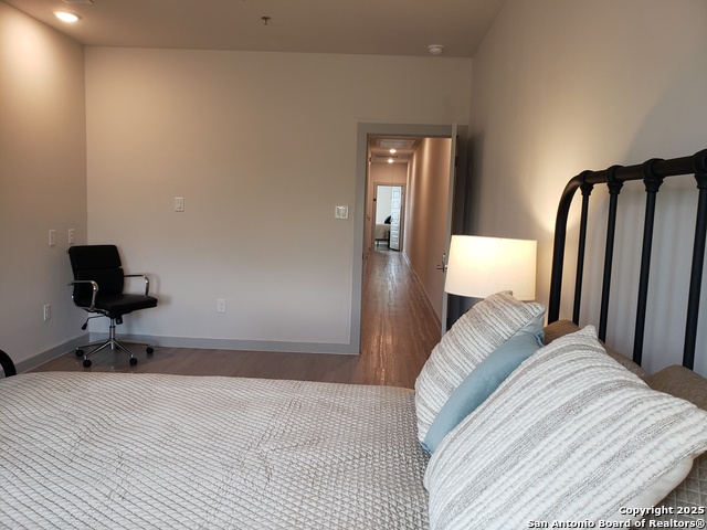 Listing photo id 25 for 112 Lavonne Villa 112